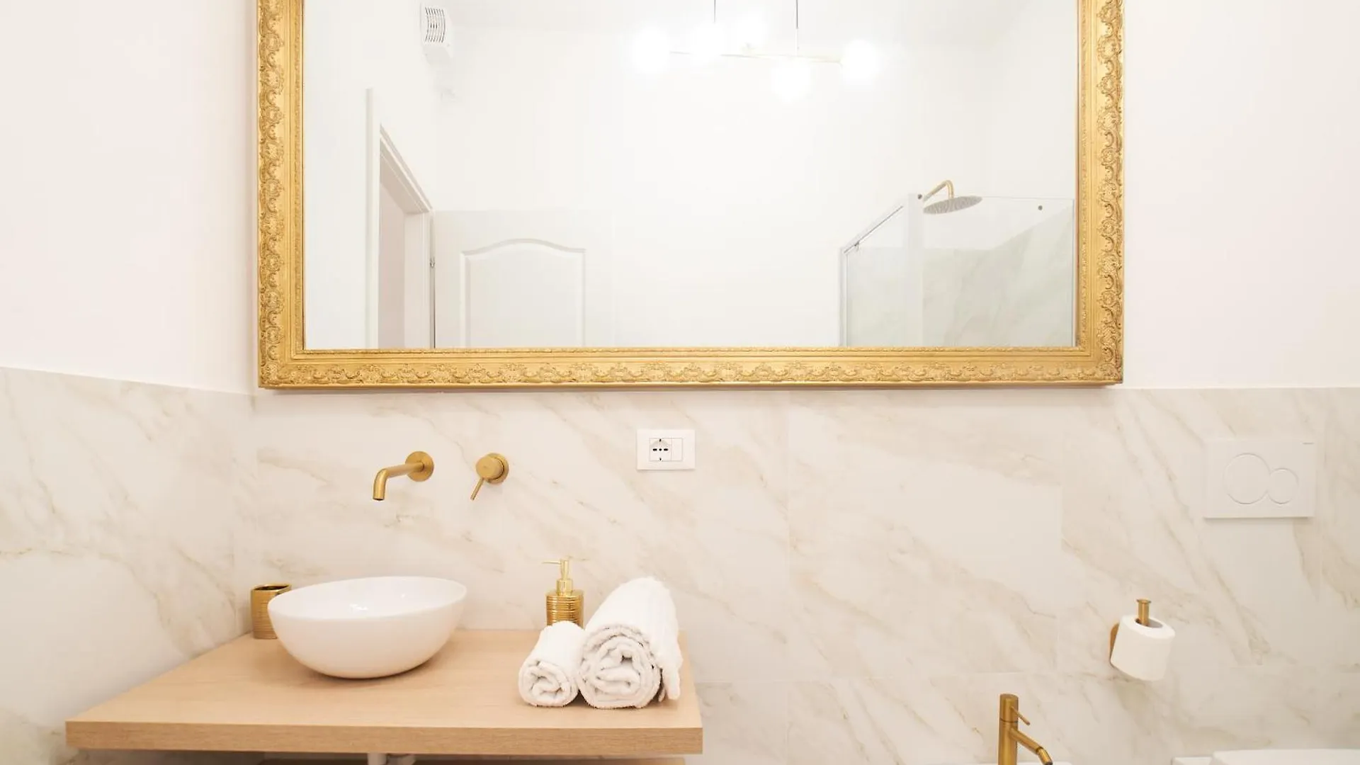 Apartment Duomo Central Suite Florence Italy