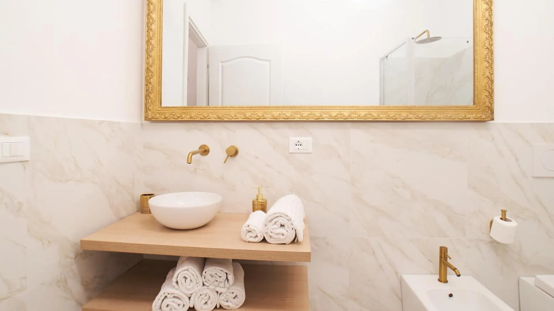 Duomo Central Suite Florence Apartment